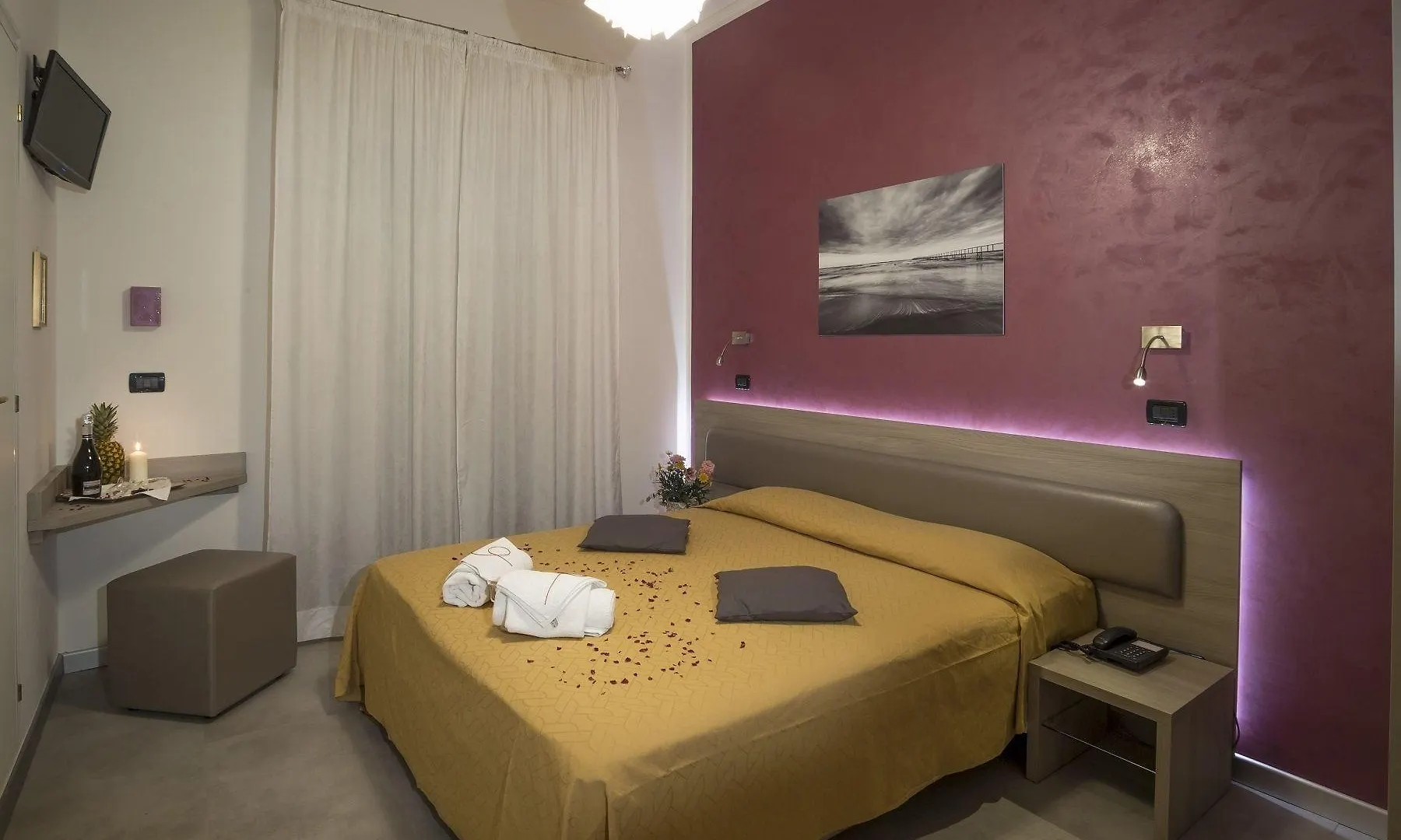 ***  Hotel Piccinelli Rimini Italy